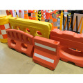 Plastic Reflective Pedestrian Barrier Parking Road Blocker Water Filled Fence for Safety Blow Molding Machine